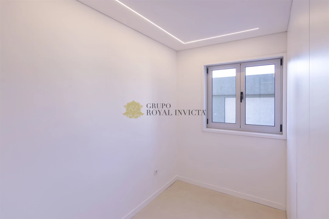 Apartamento T4 para Venda em Cedofeita, Santo Ildefonso, Sé, Miragaia, São Nicolau e Vitória Foto 21