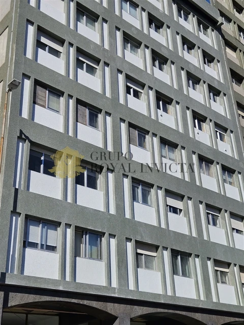 Apartamento T4 para Venda em Cedofeita, Santo Ildefonso, Sé, Miragaia, São Nicolau e Vitória