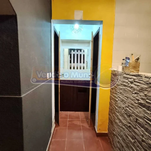 Prédio para Venda em Vila Franca de Xira Foto 5