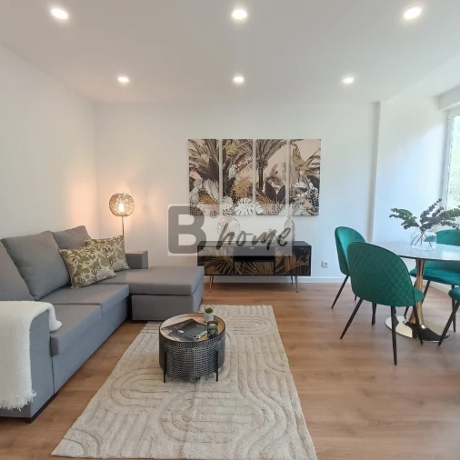 Apartamento T3 para Venda em Benfica Foto 3