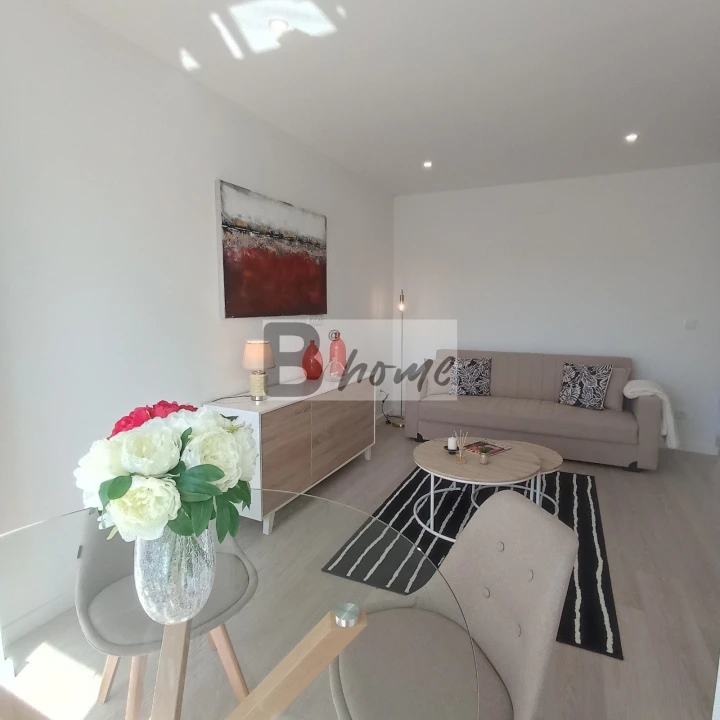 Apartamento T3 para Venda em Benfica Foto 5