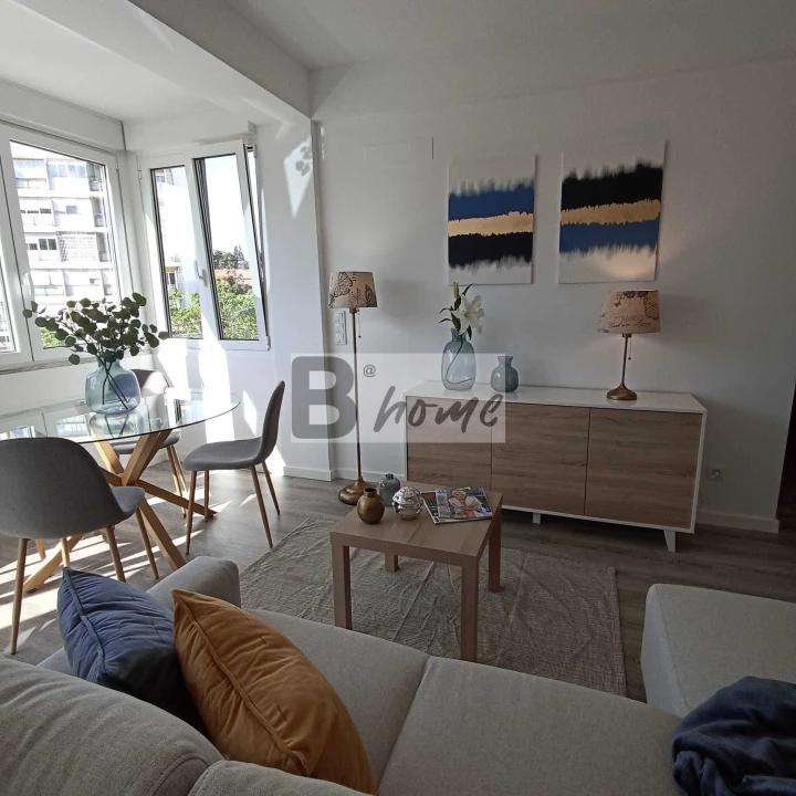 Apartamento T3 para Venda em Benfica Foto 10