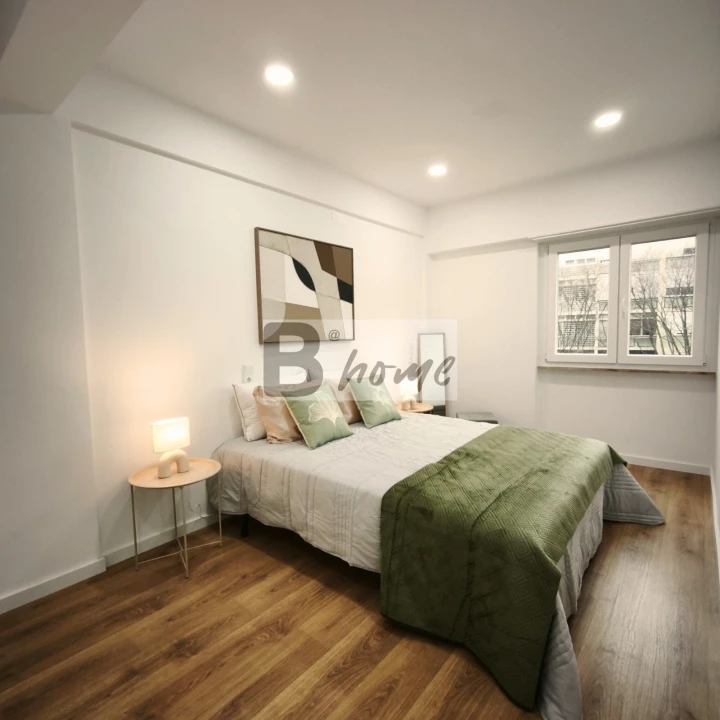 Apartamento T3 para Venda em Benfica Foto 14