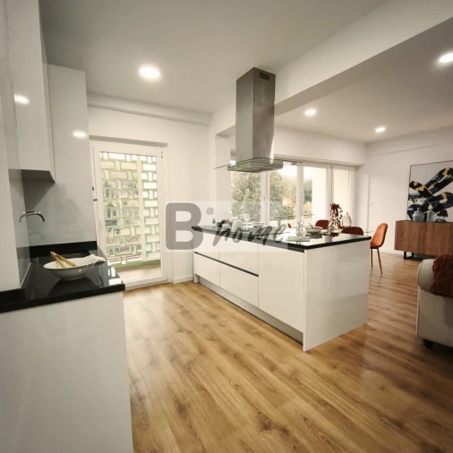 Apartamento T3 para Venda em Benfica Foto 4