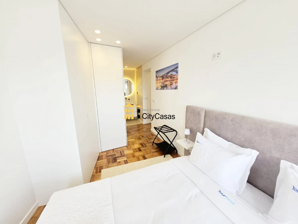 Apartamento T4 para Venda em Cedofeita, Santo Ildefonso, Sé, Miragaia, São Nicolau e Vitória Foto 10