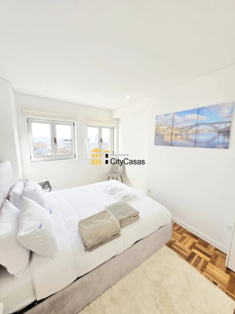 Apartamento T4 para Venda em Cedofeita, Santo Ildefonso, Sé, Miragaia, São Nicolau e Vitória