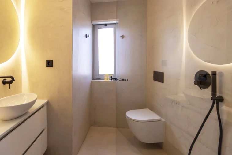 Apartamento T4 para Venda em Cedofeita, Santo Ildefonso, Sé, Miragaia, São Nicolau e Vitória Foto 10