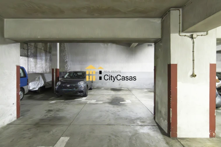 Apartamento T4 para Venda em Cedofeita, Santo Ildefonso, Sé, Miragaia, São Nicolau e Vitória Foto 23