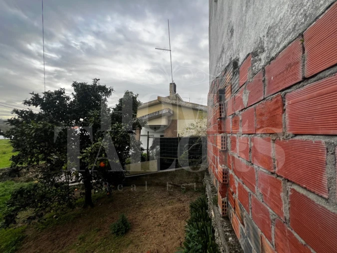 Moradia T2 para Venda em Coz, Alpedriz e Montes Foto 8