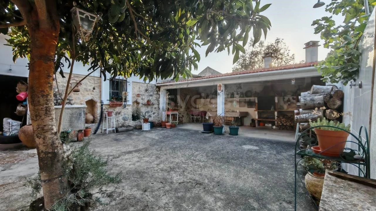 Moradia T3 para Venda em Madalena e Beselga Foto 4