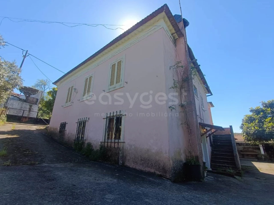 Moradia T4 para Venda em Madalena e Beselga Foto 6