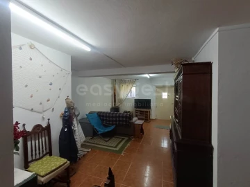 Moradia T4 para Venda em Madalena e Beselga