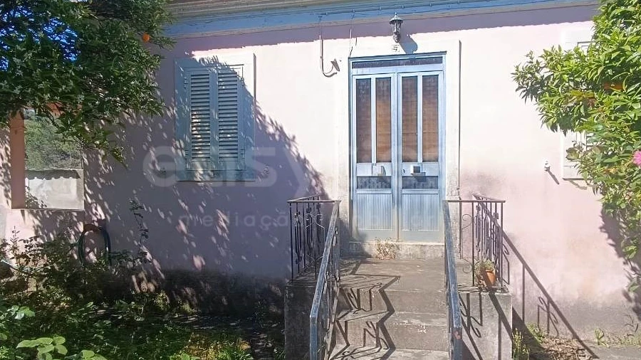 Moradia T4 para Venda em Madalena e Beselga