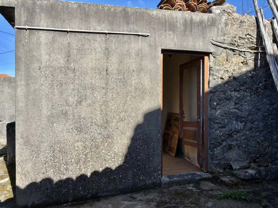 Moradia T2 para Venda em São Bartolomeu dos Galegos e Moledo Foto 16