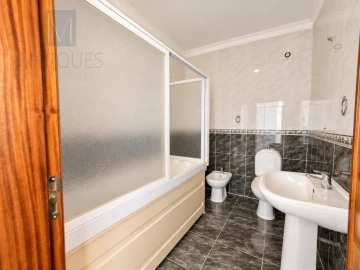Apartamento T4 para Venda em Gaio-Rosário e Sarilhos Pequenos