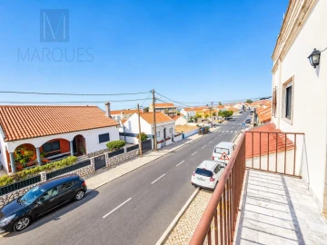 Apartamento T4 para Venda em Gaio-Rosário e Sarilhos Pequenos