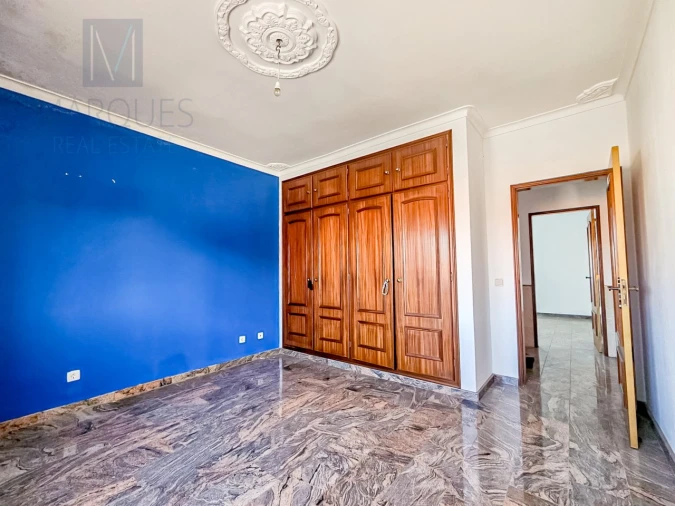 Apartamento T4 para Venda em Gaio-Rosário e Sarilhos Pequenos Foto 11