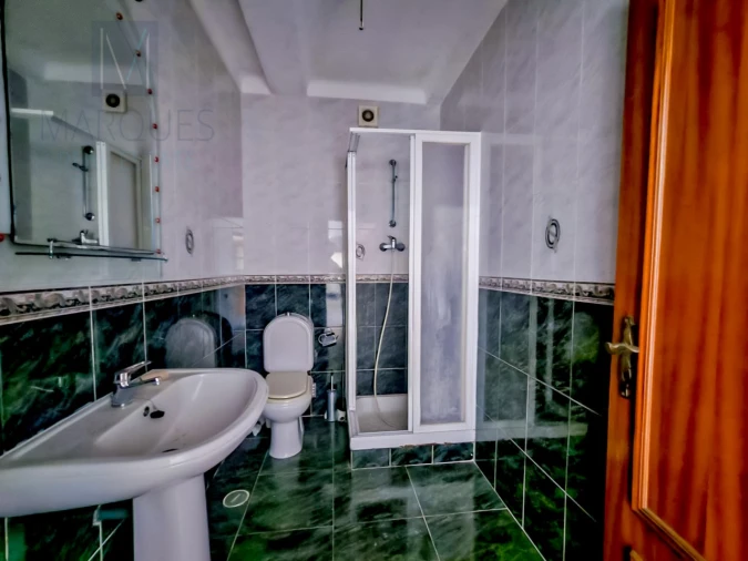 Apartamento T4 para Venda em Gaio-Rosário e Sarilhos Pequenos Foto 13