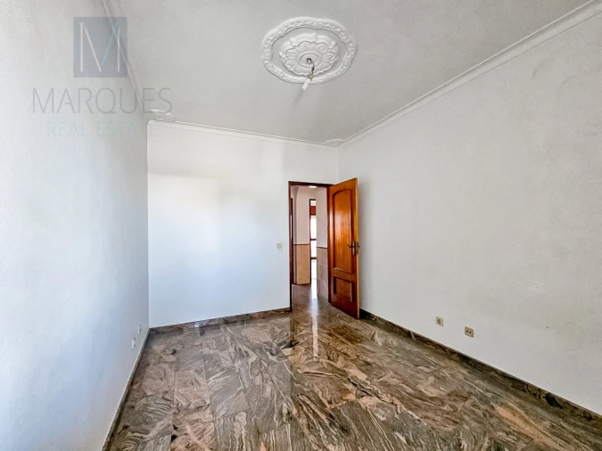 Apartamento T4 para Venda em Gaio-Rosário e Sarilhos Pequenos Foto 14