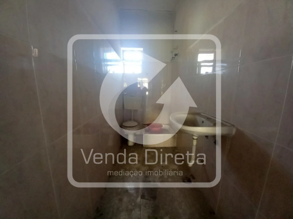 Apartamento T1 para Venda em Baixa da Banheira e Vale da Amoreira Foto 9