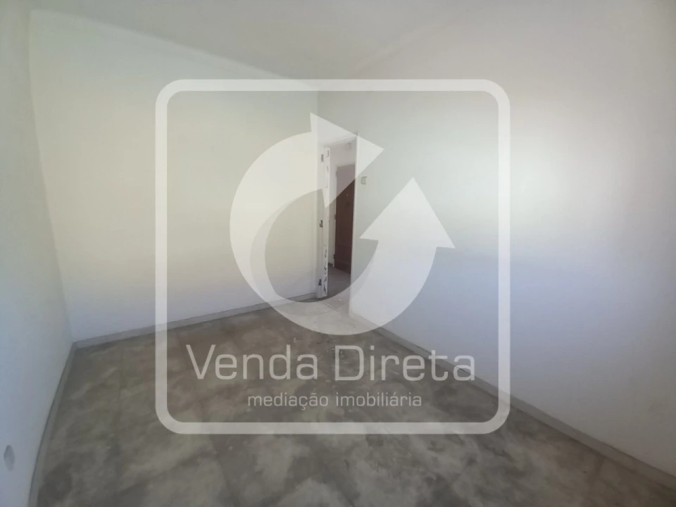 Apartamento T1 para Venda em Baixa da Banheira e Vale da Amoreira Foto 16