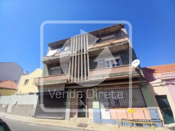 Apartamento T1 para Venda em Baixa da Banheira e Vale da Amoreira