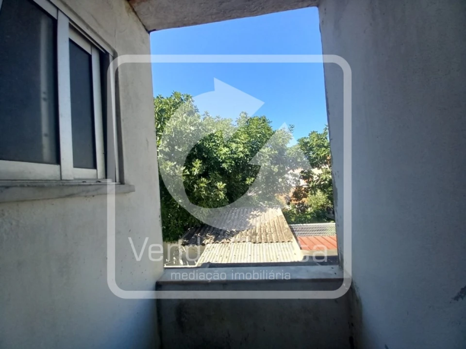 Apartamento T1 para Venda em Baixa da Banheira e Vale da Amoreira Foto 7