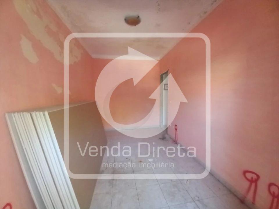 Apartamento T1 para Venda em Baixa da Banheira e Vale da Amoreira Foto 8