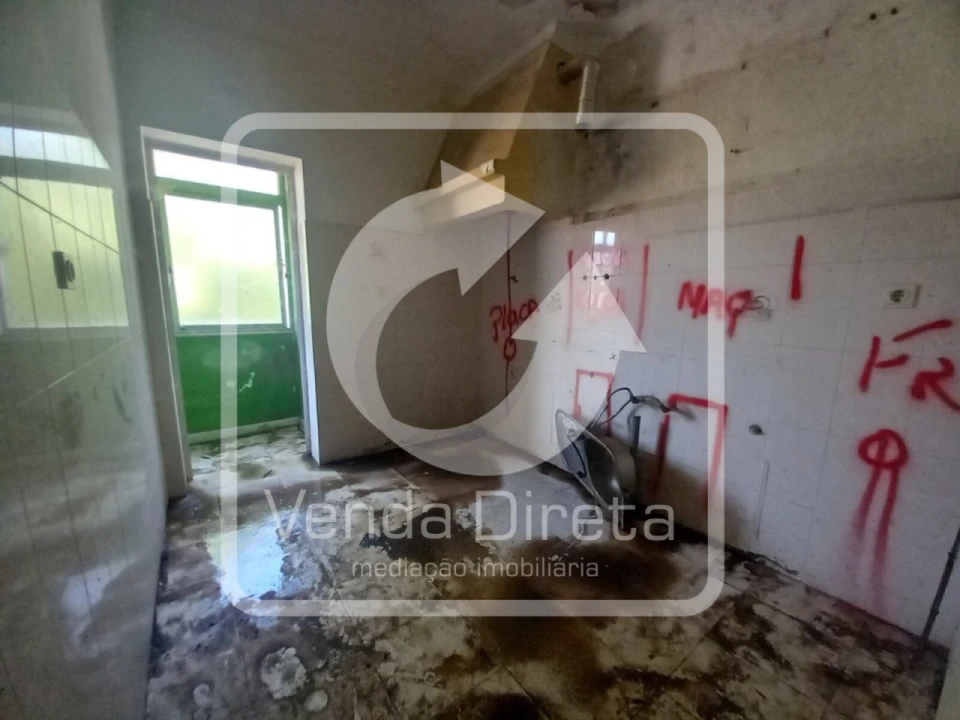 Apartamento T1 para Venda em Baixa da Banheira e Vale da Amoreira Foto 10