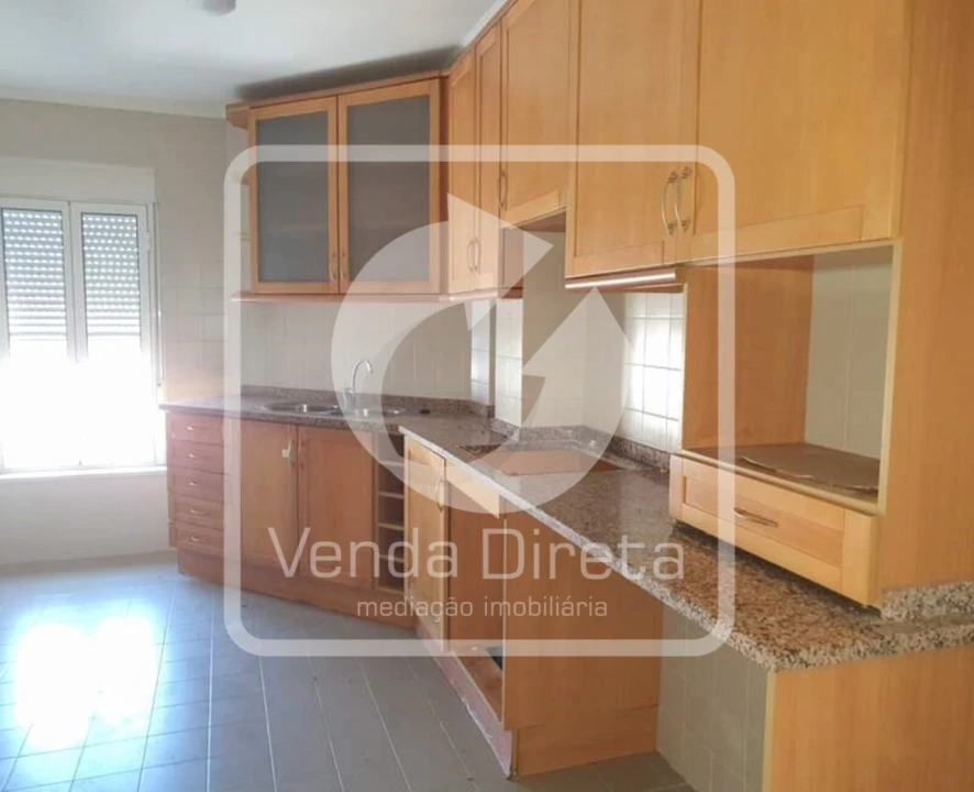 Apartamento T2 para Venda em Pinhal Novo Foto 2