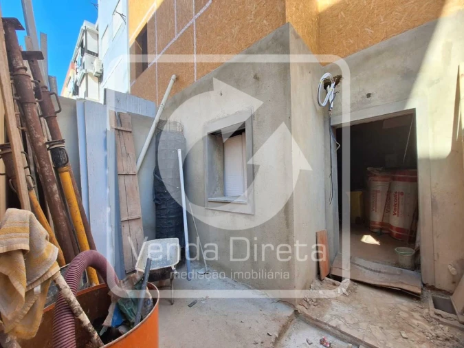 Moradia T4 para Venda em Alto do Seixalinho, Santo André e Verderena Foto 2