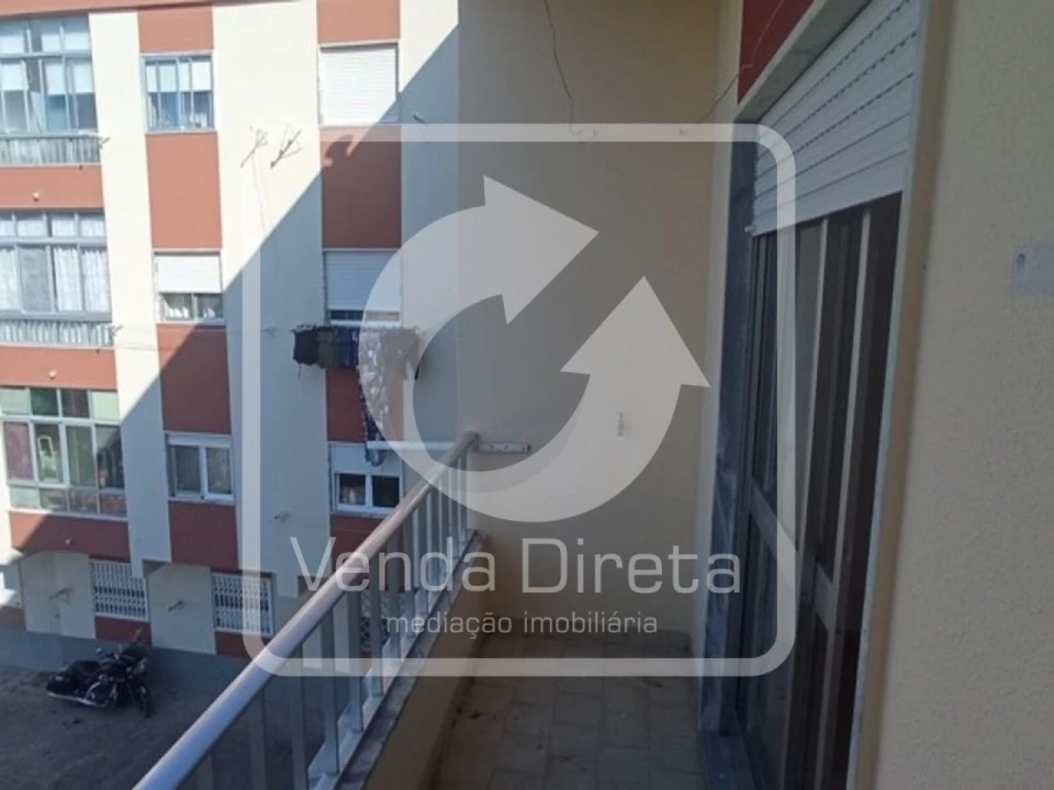 Apartamento T2 para Venda em Pinhal Novo Foto 5