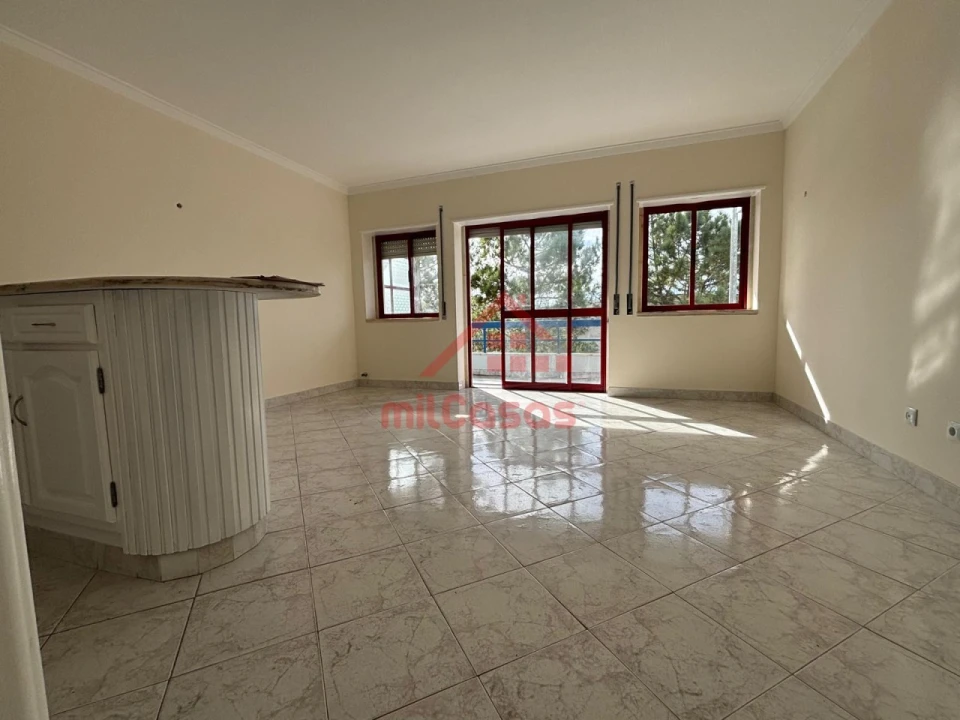 Apartamento T1 para Venda em São João das Lampas e Terrugem Foto 3