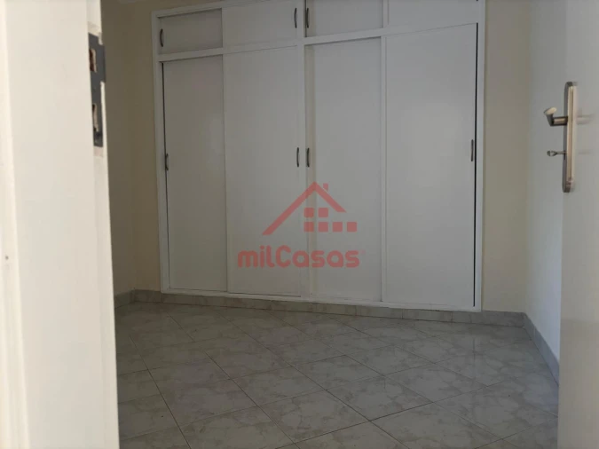 Apartamento T1 para Venda em São João das Lampas e Terrugem Foto 13