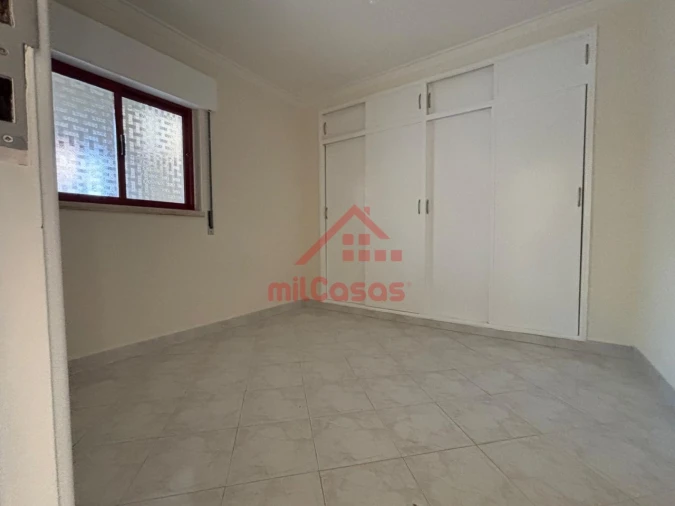 Apartamento T1 para Venda em São João das Lampas e Terrugem Foto 14