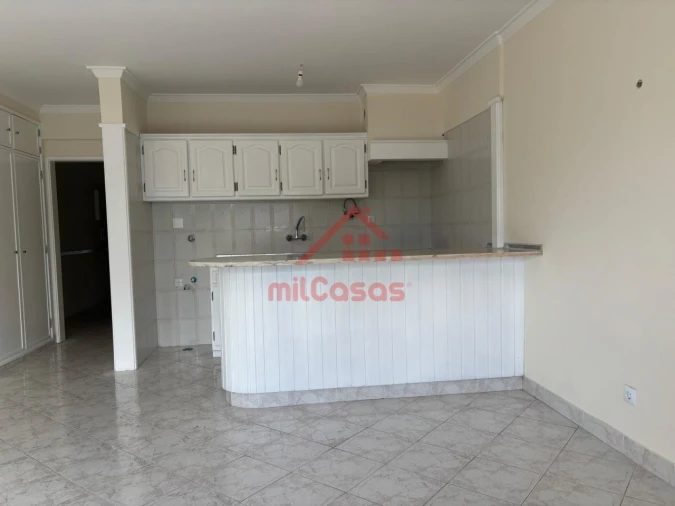 Apartamento T1 para Venda em São João das Lampas e Terrugem Foto 9