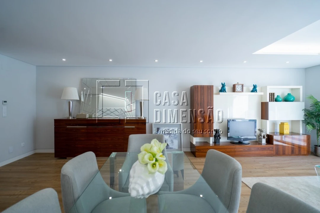 Apartamento T3 para Venda em Carcavelos e Parede Foto 8