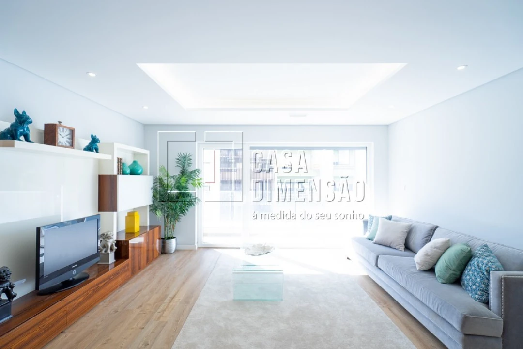 Apartamento T3 para Venda em Carcavelos e Parede Foto 1