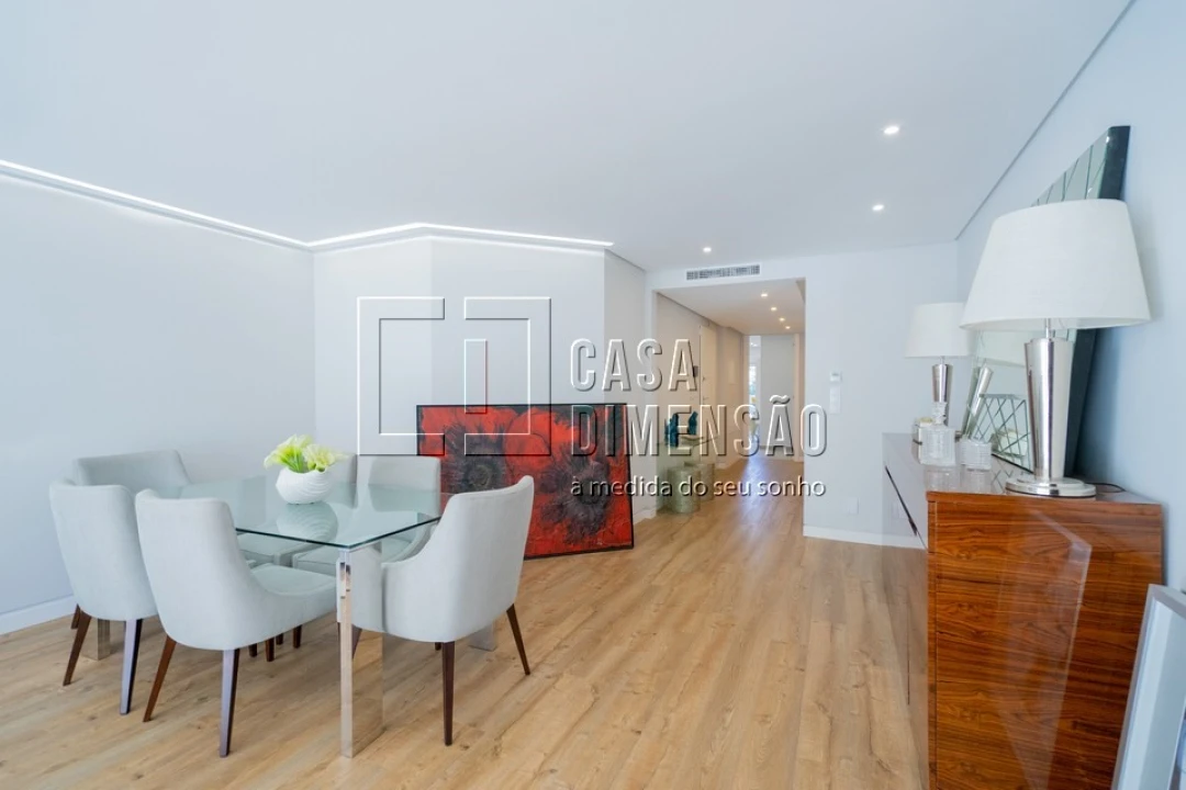 Apartamento T3 para Venda em Carcavelos e Parede Foto 15
