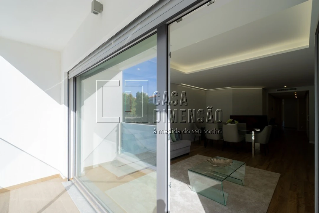 Apartamento T3 para Venda em Carcavelos e Parede Foto 18