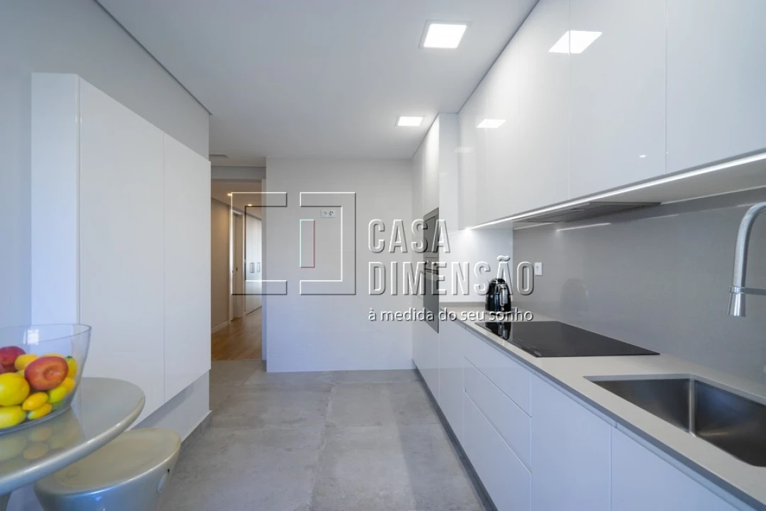 Apartamento T3 para Venda em Carcavelos e Parede Foto 25