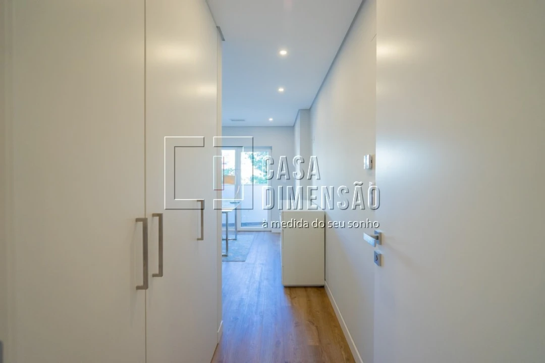 Apartamento T3 para Venda em Carcavelos e Parede Foto 31