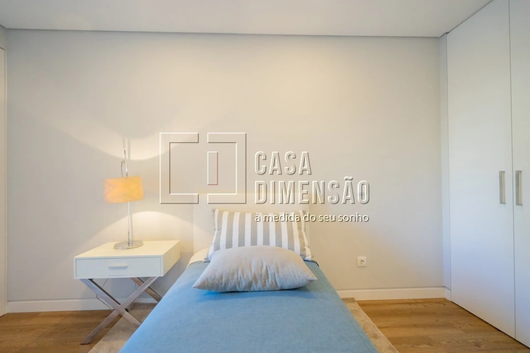 Apartamento T3 para Venda em Carcavelos e Parede Foto 38