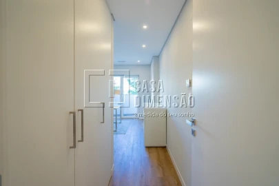Apartamento T3 para Venda em Carcavelos e Parede