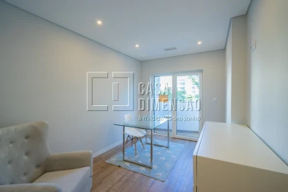 Apartamento T3 para Venda em Carcavelos e Parede