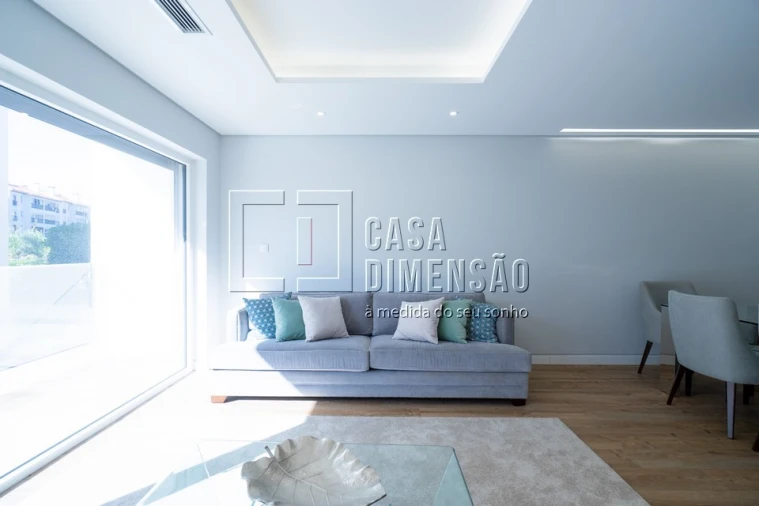 Apartamento T3 para Venda em Carcavelos e Parede Foto 11