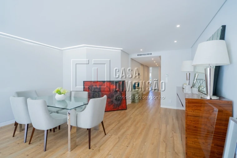 Apartamento T3 para Venda em Carcavelos e Parede Foto 15