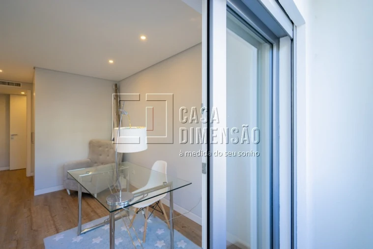 Apartamento T3 para Venda em Carcavelos e Parede Foto 35