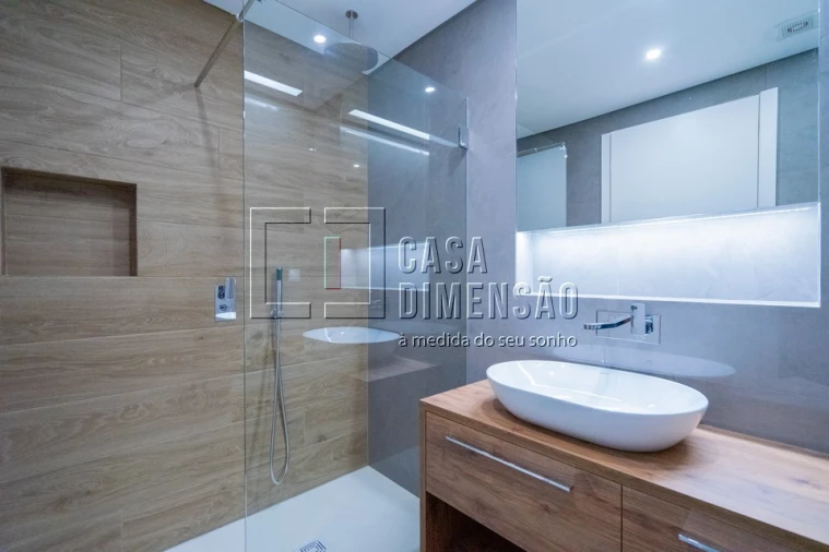 Apartamento T3 para Venda em Carcavelos e Parede Foto 44