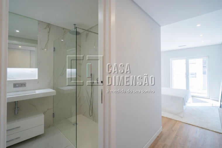 Apartamento T3 para Venda em Carcavelos e Parede Foto 55